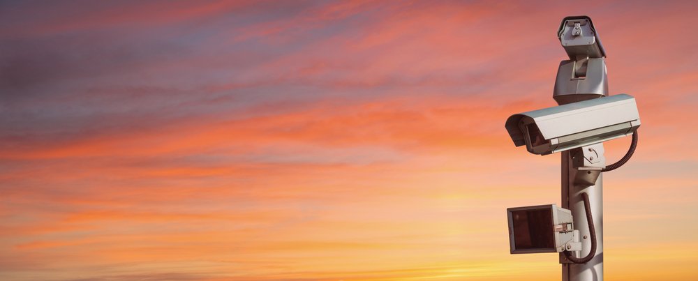 Monitoramento Perimetral com Cercas Virtuais: Como Funciona na Prática