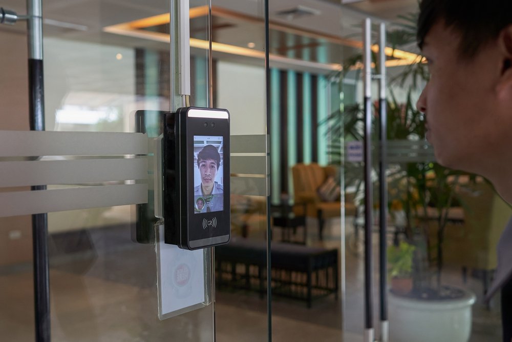 Como os Sistemas de Controle de Acesso Podem Prevenir Invasões e Vazamentos de Dados