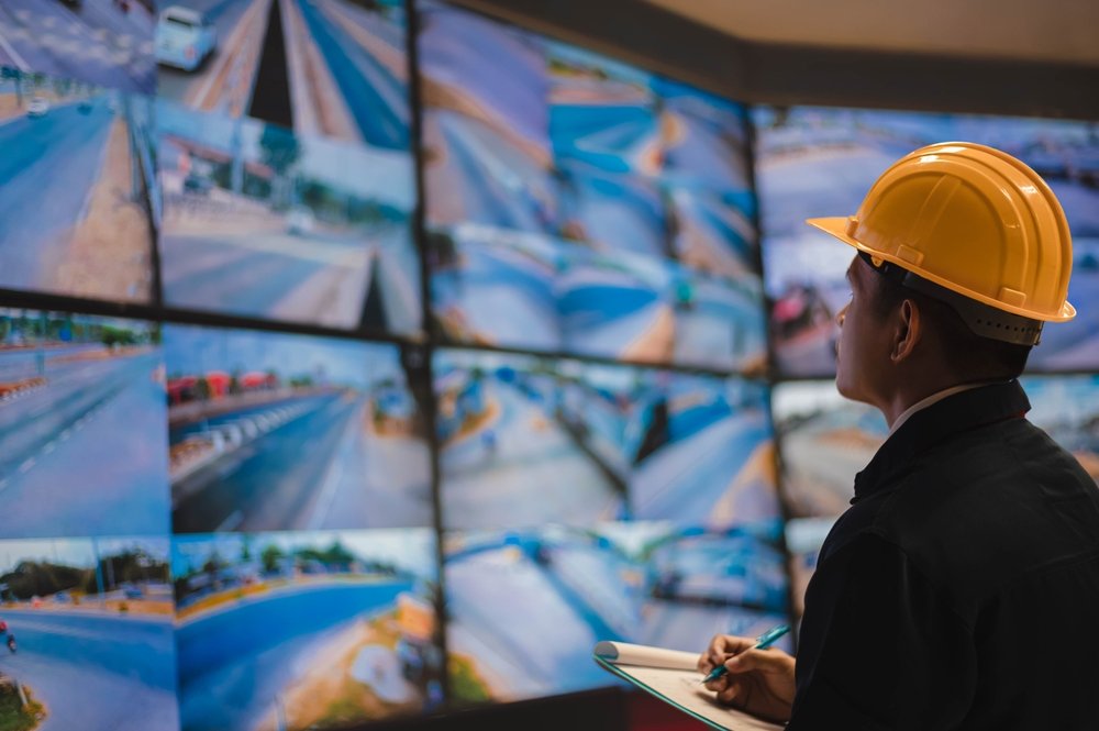 Como Funciona a Detecção de Quedas e Brigas em Tempo Real com CFTV Inteligente